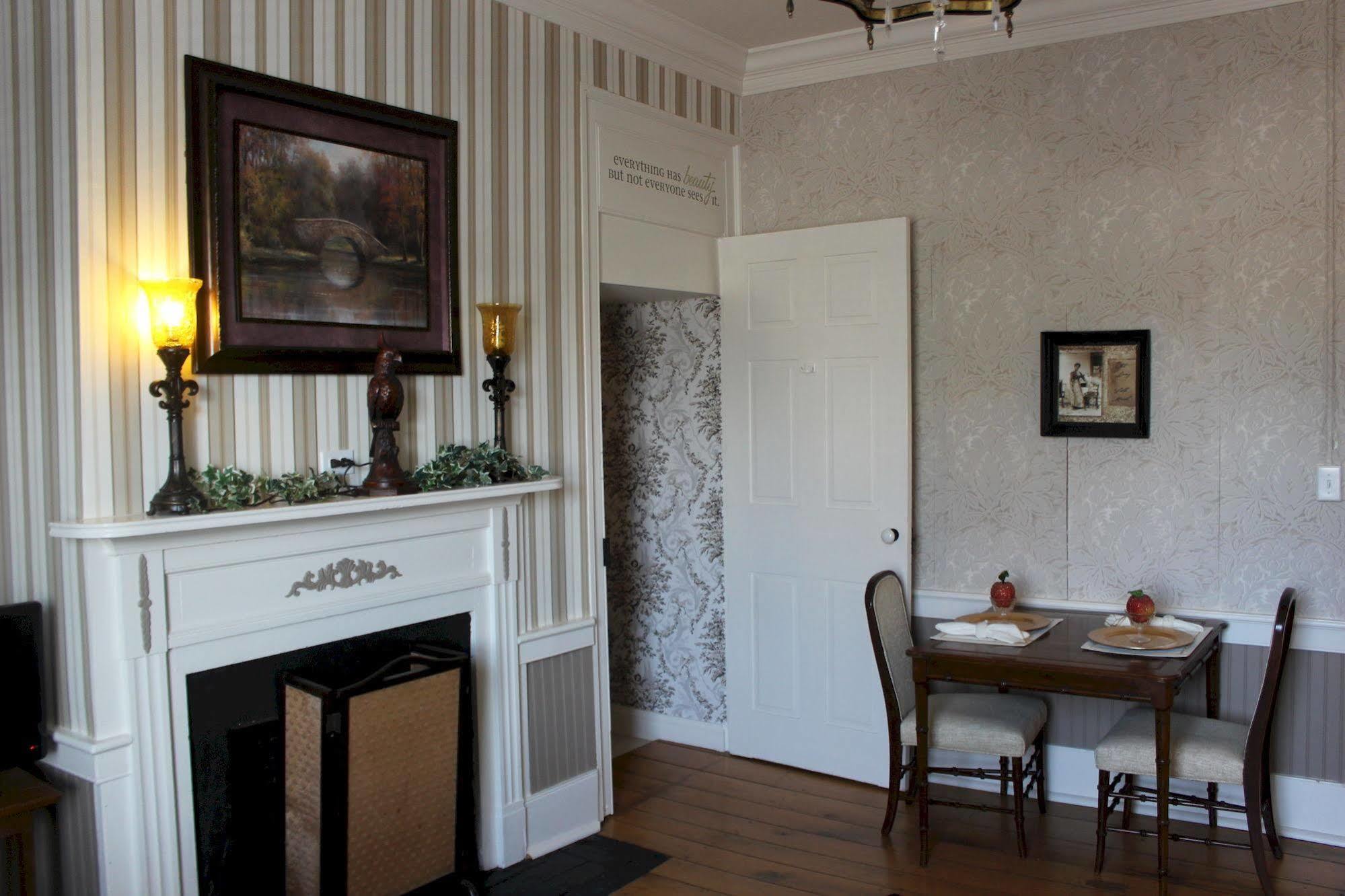 Casselman Inn Grantsville Ngoại thất bức ảnh