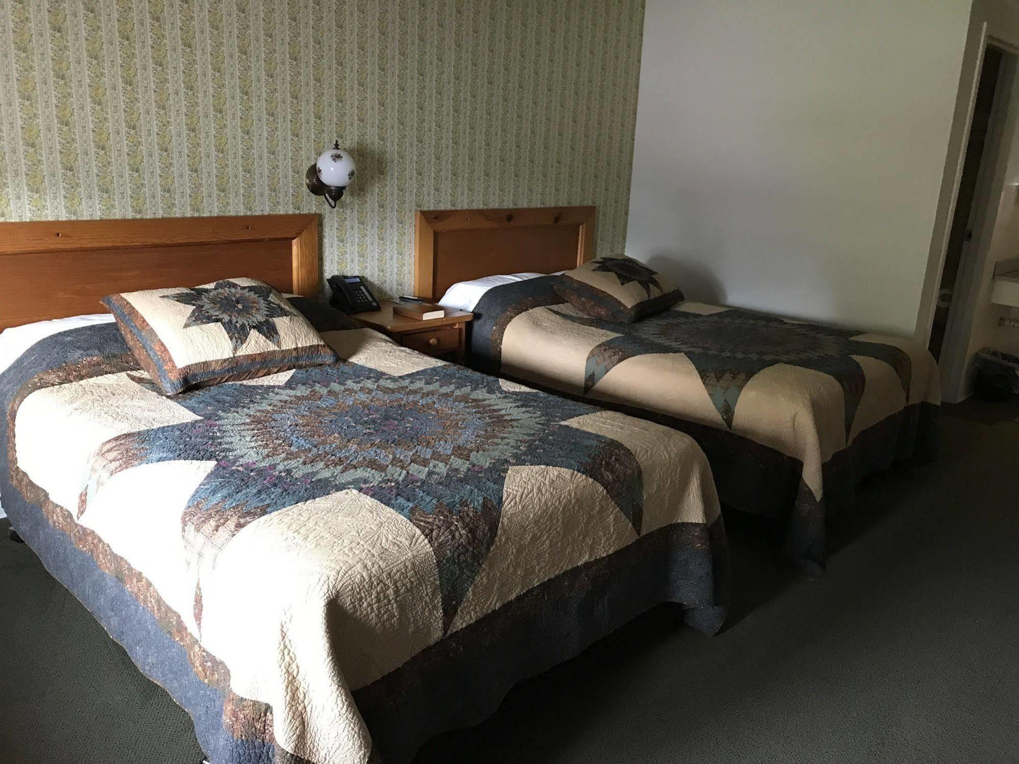 Casselman Inn Grantsville Ngoại thất bức ảnh